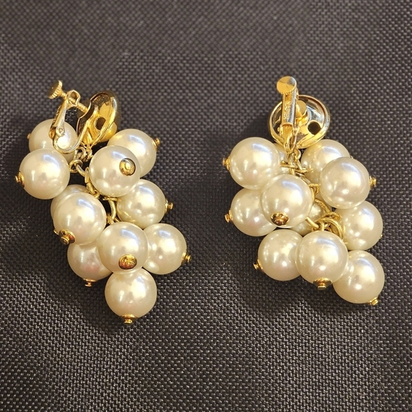 Vtg, NABIER ear clips Gold Tone Faux Pearl Cluster Chain Dangle  rare - Picture 10 of 12